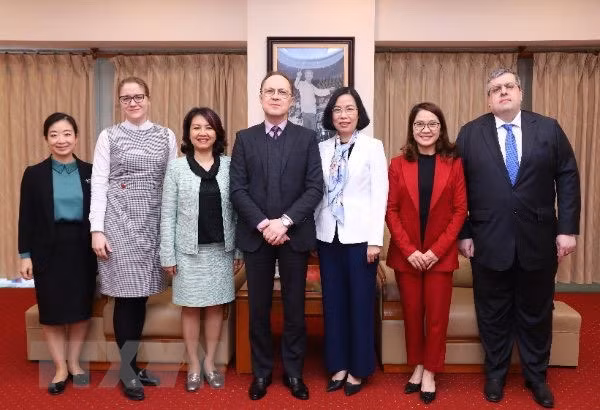 Rusia y VNA promueven cooperación en comunicación ảnh 2