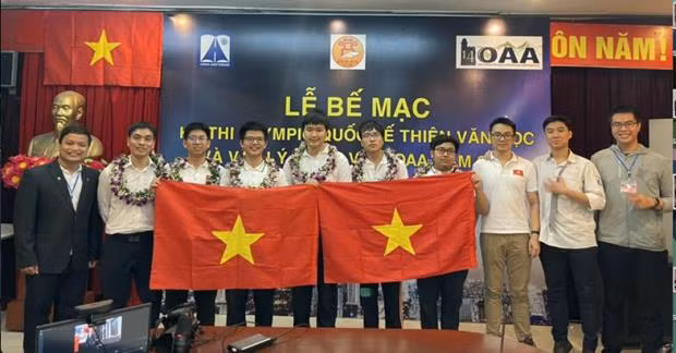 Vietnam cosecha medallas en Olimpíada Internacional de Astronomía y Astrofísica ảnh 1