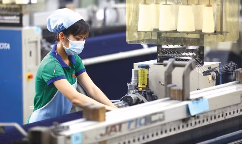 Vietnam capta más de 31 mil millones de dólares de inversión extranjera en 2021 ảnh 1