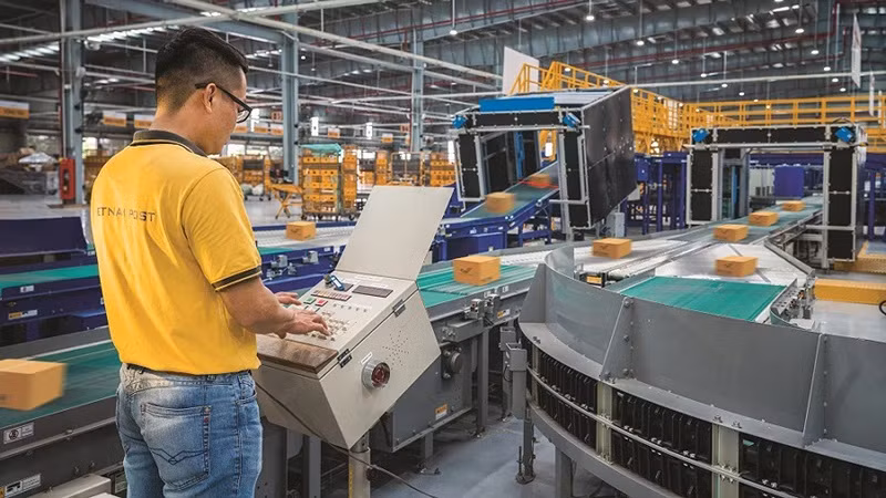 Florecen actividades del mercado postal en Vietnam ảnh 1