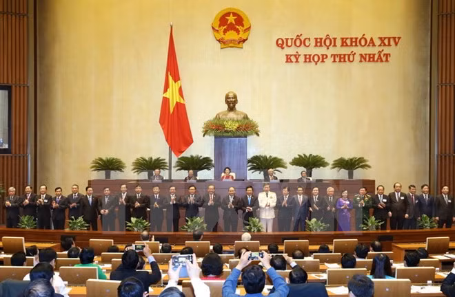 Parlamentarios vietnamitas confían en el nuevo gobierno ảnh 1