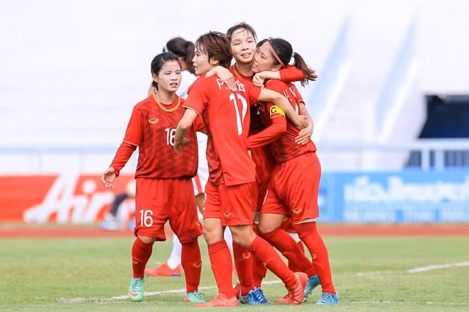 Avanza Vietnam a la final del Campeonato de Fútbol femenino del Sudeste Asiático 2019 ảnh 1