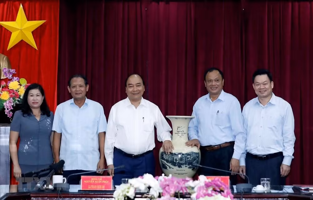 Premier vietnamita exige mayores esfuerzos por impulsar progreso de provincias norteñas ảnh 1