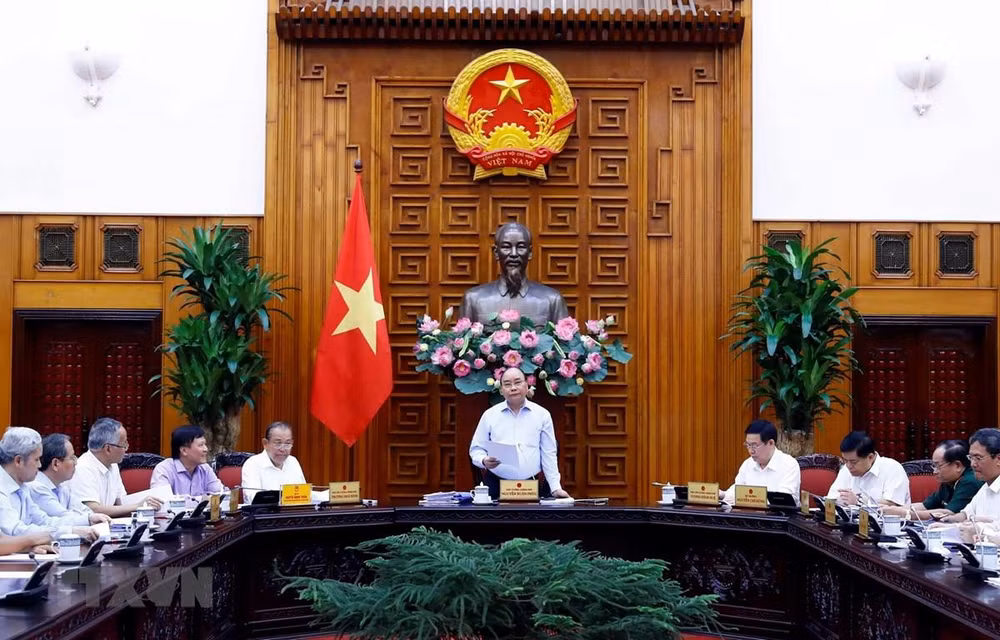 Preside primer ministro vietnamita sesión del Subcomité de Economía Social ảnh 1
