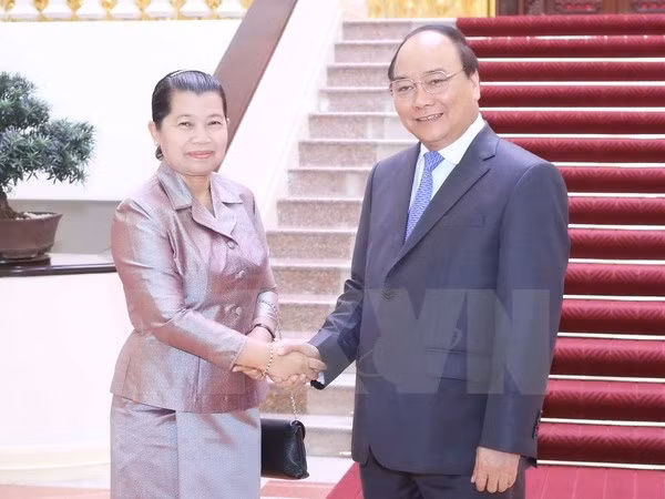  Vicepremier vietnamita recibe a homóloga cambodiana ảnh 1