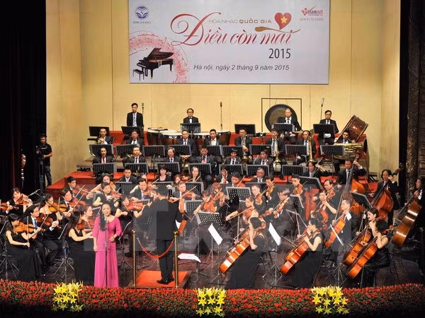 “Vietnam – la Era de Ho Chi Minh”: Canción heroica del pueblo ảnh 2