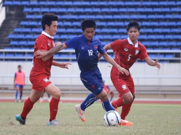 Enfrentará Vietnam a Laos en semifinales de fútbol regional ảnh 1