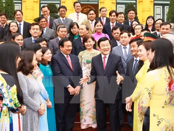 Presidente saluda logros de Cu Chi en construcción de nueva zona rural ảnh 1