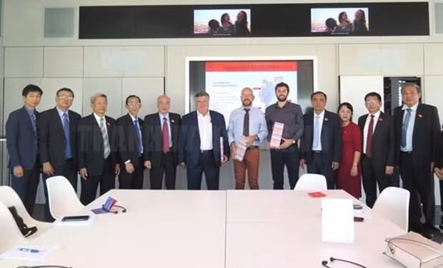 Intercambian localidades de Vietnam y Francia experiencias de desarrollo ảnh 1