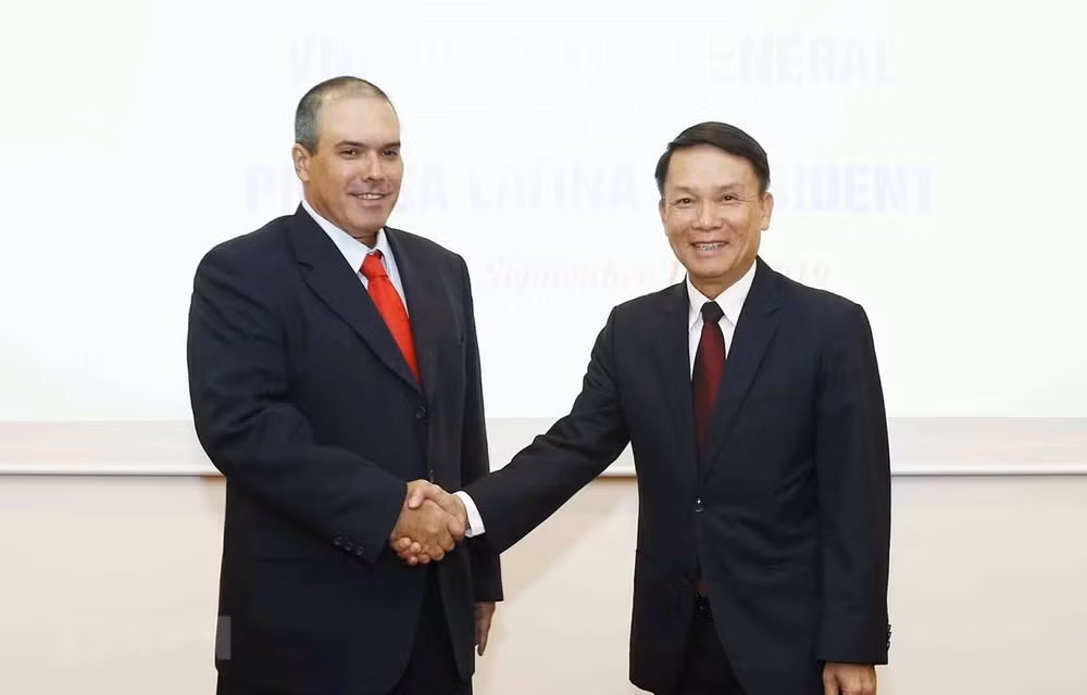 Agencias noticiosas de Vietnam y Cuba se proponen intensificar cooperación ảnh 1