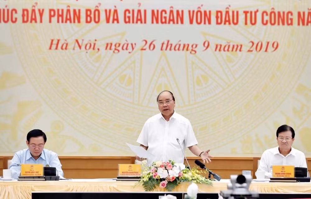 Califica primer ministro de Vietnam desembolso de inversiones públicas como tarea política apremiante ảnh 1