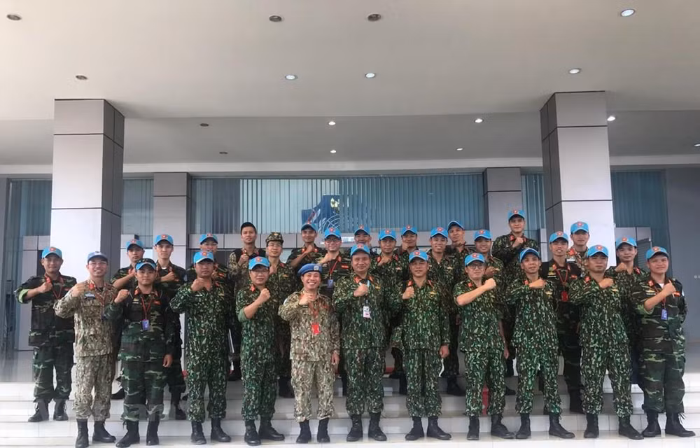 Participa Vietnam en ejercicios en Indonesia sobre mantenimiento de la paz ảnh 1