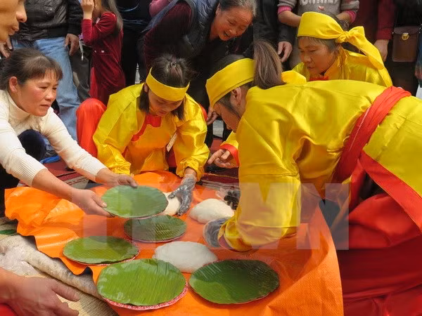 Inauguran festival primaveral Con Son- Kiep Bac 2016 ảnh 1