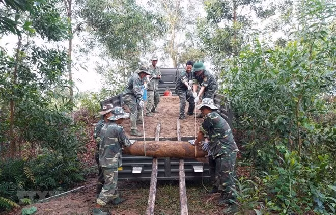 Desactivan obuses encontrados en provincia centrovietnamita de Quang Tri ảnh 1