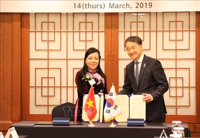 Fomentan Vietnam y Corea del Sur cooperación en salud ảnh 1