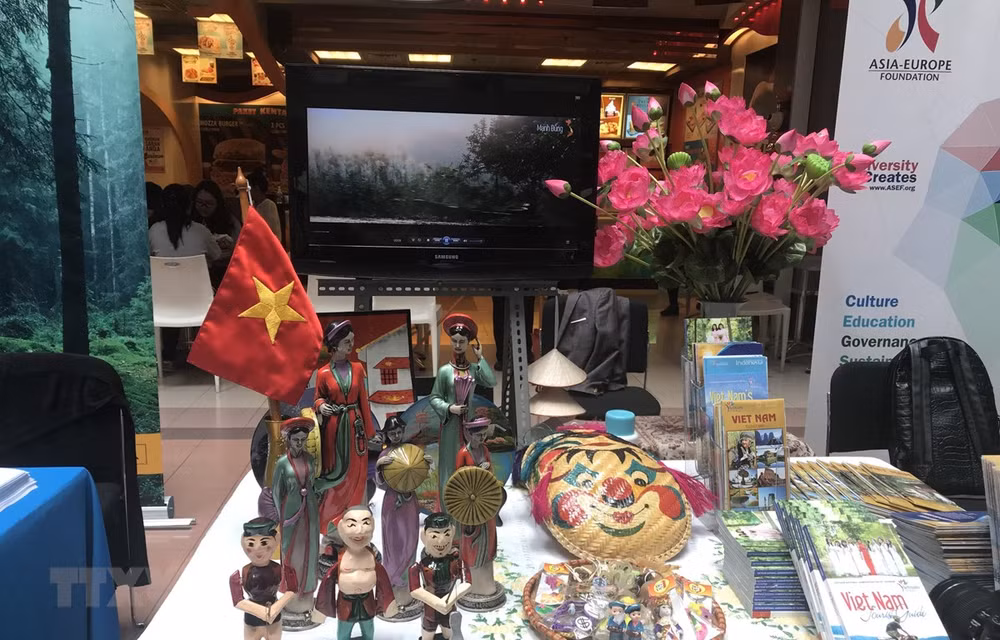 Afirman que Vietnam seguirá contribuyendo a mejorar la asociación entre Asia y Europa ảnh 1 Afirman que Vietnam seguirá contribuyendo a mejorar la asociación entre Asia y Europa ảnh 1