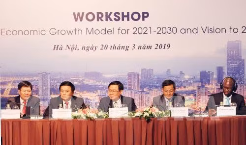 Analizan el nuevo modelo de crecimiento económico de Vietnam ảnh 1