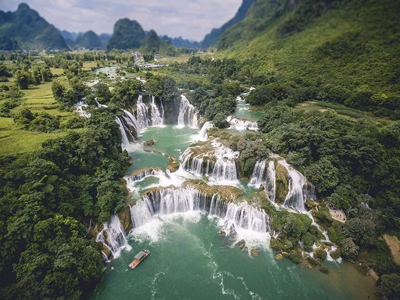 Más de 4,5 millones de turistas visitaron Vietnam en el primer trimestre de 2019 ảnh 1
