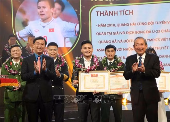 Honran a los diez jóvenes vietnamitas más destacados en 2018 ảnh 1