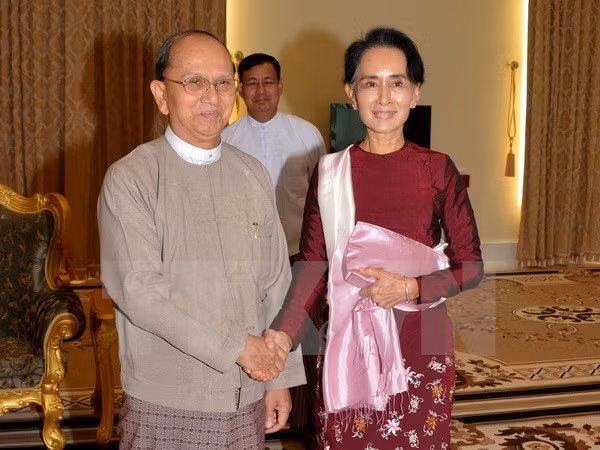 Conversaciones políticas en Myanmar para transferencia pacífica del poder ảnh 1