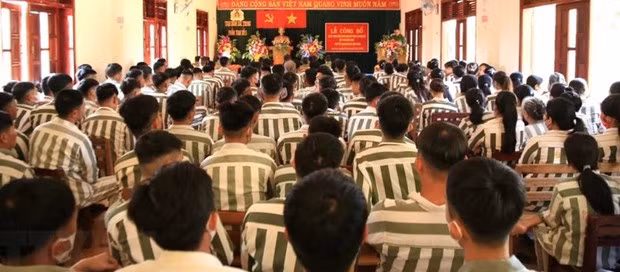 Vietnam conmuta pena de muerte por cadena perpetua a cinco reclusos ảnh 1
