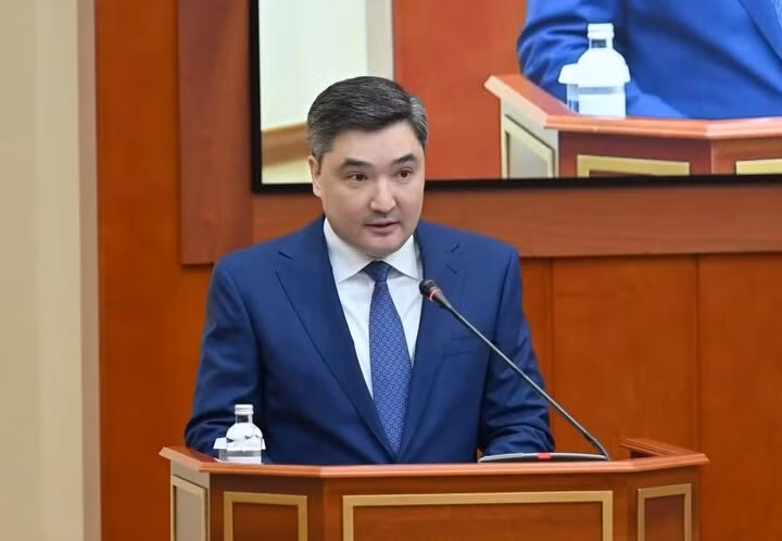 Premier de Vietnam felicita a homólogo de Kazajistán ảnh 1