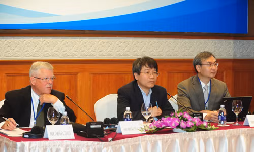 Estudian en Hanoi impactos de lazos China- EE.UU. en seguridad de Asia- Pacífico ảnh 1