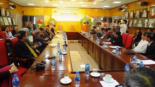 Organización de amistad Vietnam-Estados Unidos contribuye a consolidar nexos binacionales ảnh 1