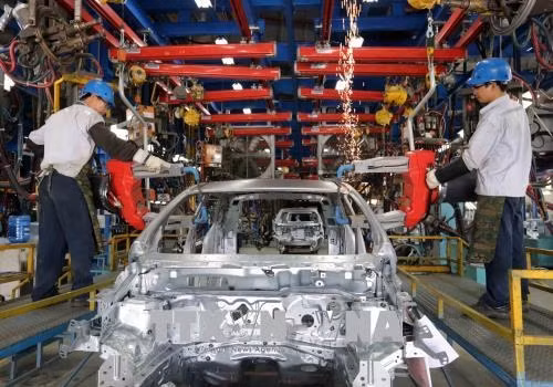 Crecen ventas de automóviles en mercado vietnamita ảnh 1