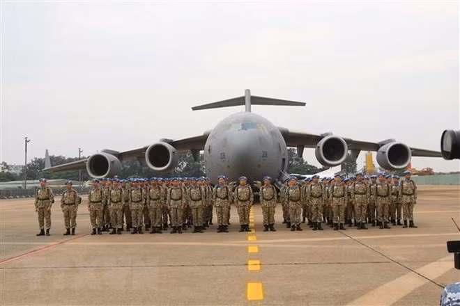 Soldados vietnamitas viajan a Sudán del Sur para misiones de paz ảnh 1