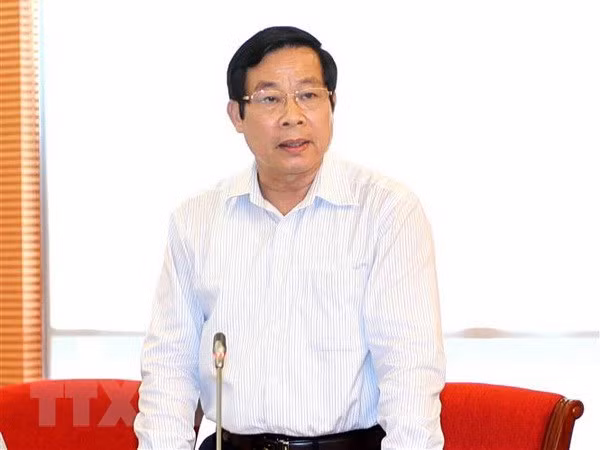 Premier vietnamita decide aplicar medidas disciplinarias contra exministro de Información y Comunicación ảnh 1