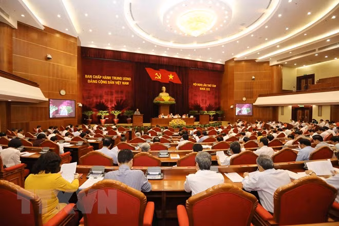 Comité Central del Partido Comunista de Vietnam prosigue su octavo pleno ảnh 1