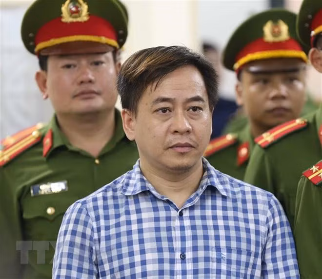 Someten a procedimiento legal a acusados por violaciones en banco DAB de Vietnam ảnh 1