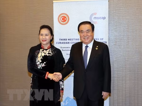 Vietnam reafirma disposición de agilizar nexos parlamentarios con países en el mundo ảnh 1