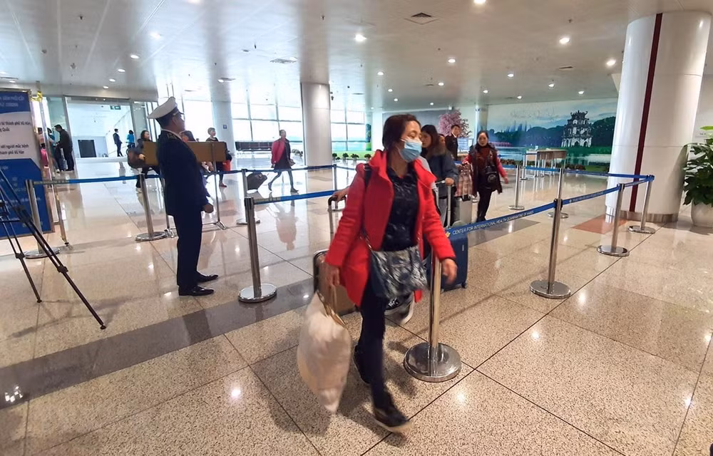 Vietnam se empeña en prevenir la epidemia de neumonía aguda de China ảnh 1