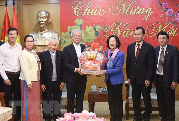 Aprecia dirigente partidista de Vietnam aportes del Comité de Solidaridad Católica ảnh 1