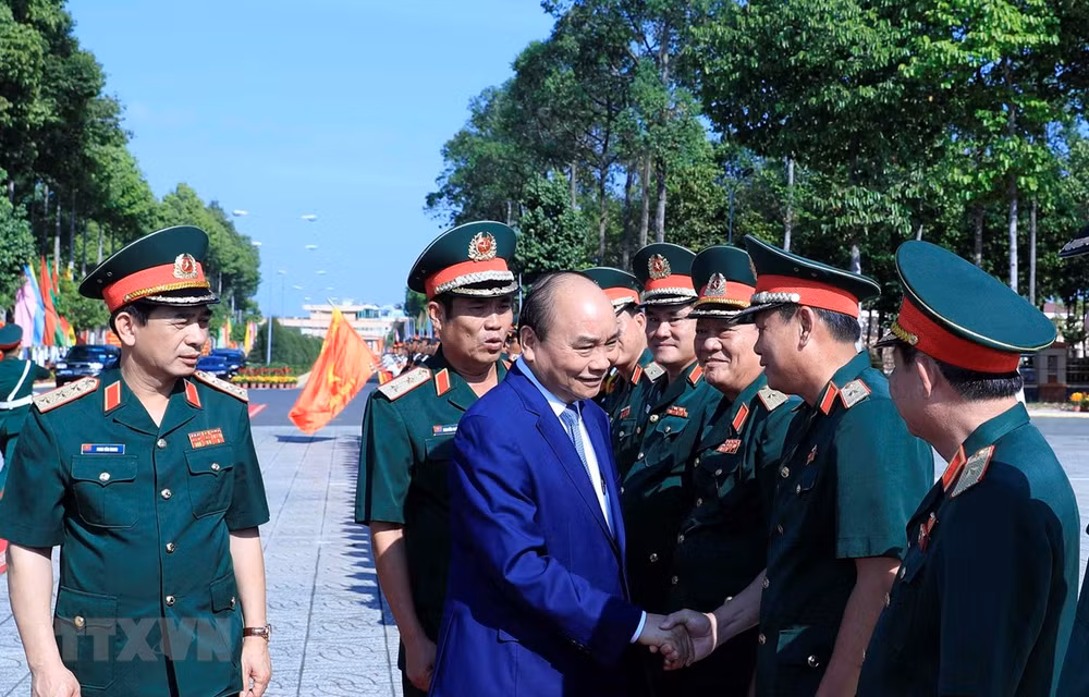 Visita premier de Vietnam Zona Militar 9 ảnh 1