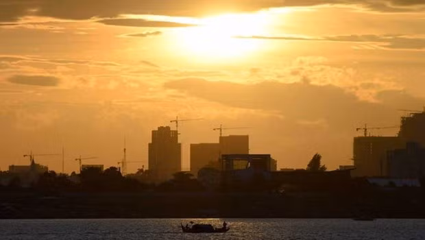 Pronostican desaceleración del crecimiento económico de Camboya en 2020 ảnh 1