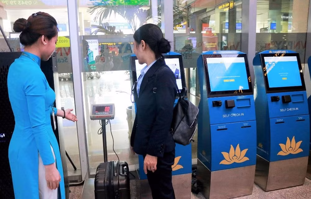 Vietnam Airlines despliega autoservicio para la facturación de equipaje ảnh 1