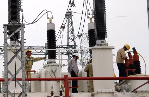 Planea Vietnam invertir fondos millonarios en proyectos de transmisión eléctrica ảnh 1