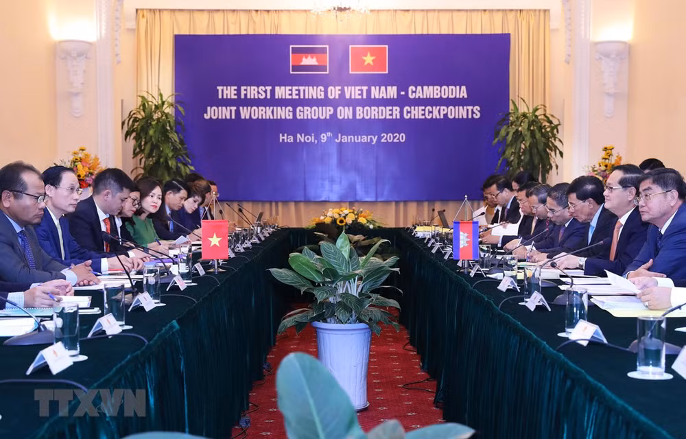 Vietnam y Camboya buscan mejorar sistema de puertas fronterizas ảnh 1