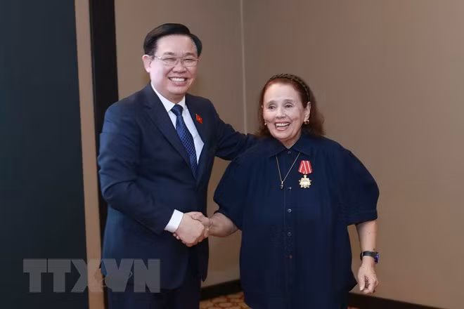 Titular del Parlamento vietnamita concluye gira por Cuba, Argentina y Uruguay ảnh 3
