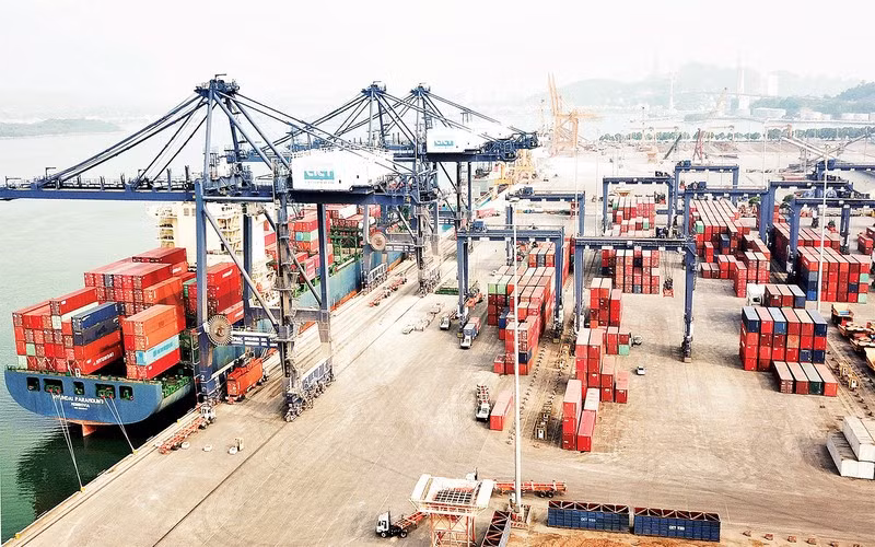 Mejoran competitividad de puertos marítimos de provincia vietnamita de Quang Ninh ảnh 1