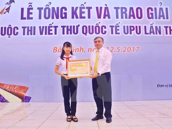 Vietnam conmemora 30 años de su primera participación en concurso de Unión Postal Universal ảnh 1