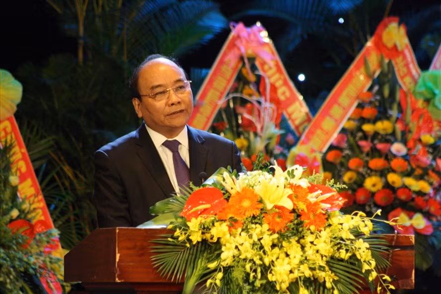 Premier vietnamita asiste al acto conmemorativo por establecimiento de Comité regional de PCV Quang Da ảnh 1
