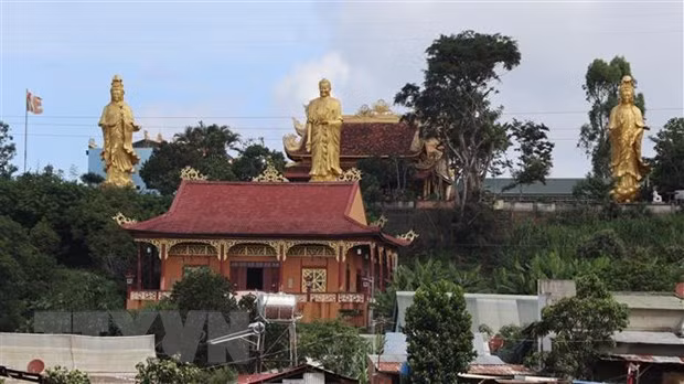La aldea con más pagodas en Vietnam ảnh 2