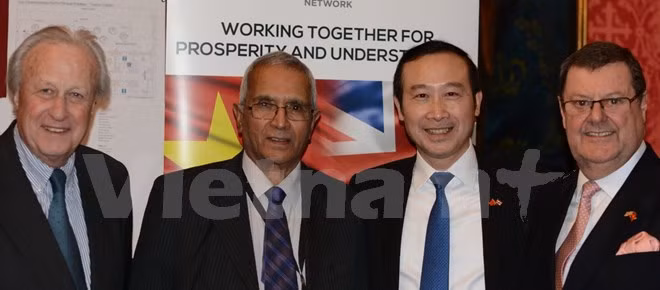 La Red Vietnam-Reino Unido contribuye a impulsar asociación estratégica bilateral ảnh 1