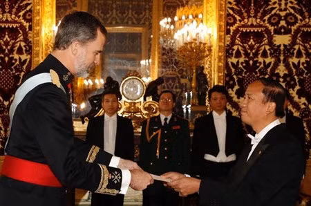 Rey Felipe VI: España prioriza relación con Vietnam ảnh 1