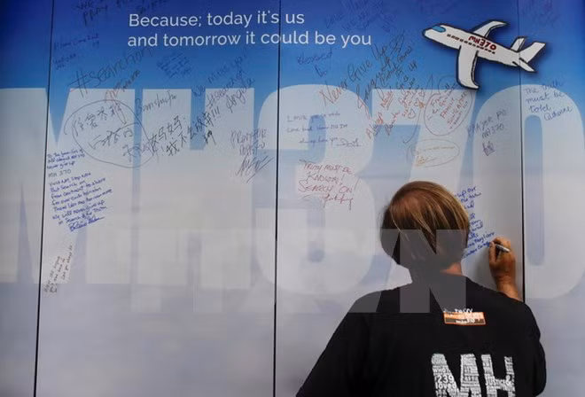 Australia y Malasia agradecen esfuerzos de equipo de búsqueda de vuelo MH370 ảnh 1