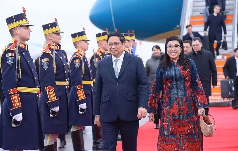 Prensa de Hungría y Rumania aprecia visita de premier vietnamita ảnh 2